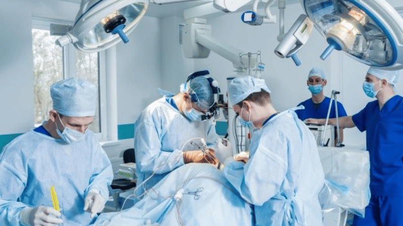 Hospital Dr. Francisco Moscoso Puello y la SDU realizan jornada de colocación de implantes de pene