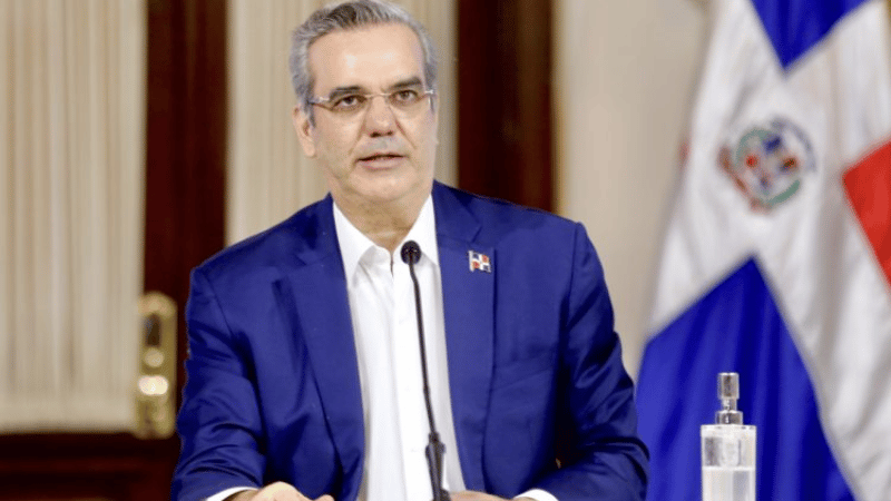 El Presidente Luis Abinader dispone ascensos en el Ejército y la Fuerza Aérea de República Dominicana