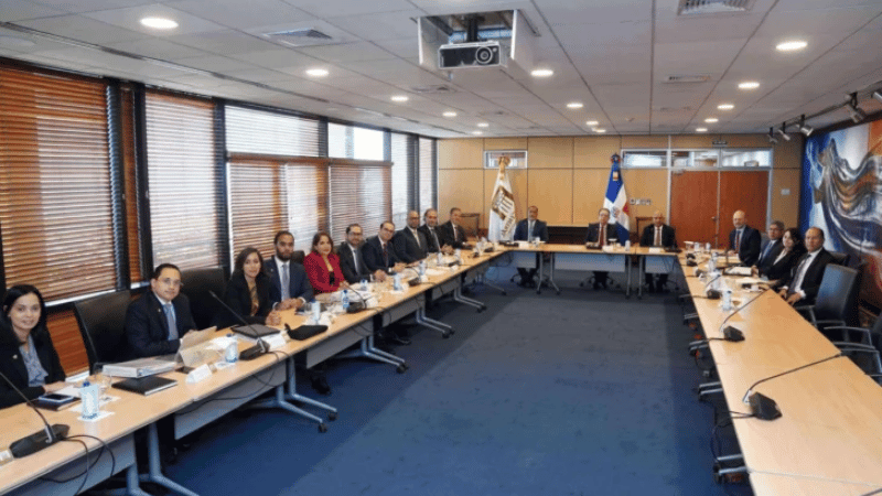 Banco Central y FMI sostienen encuentro consultivo sobre el desempeño económico de República Dominicana