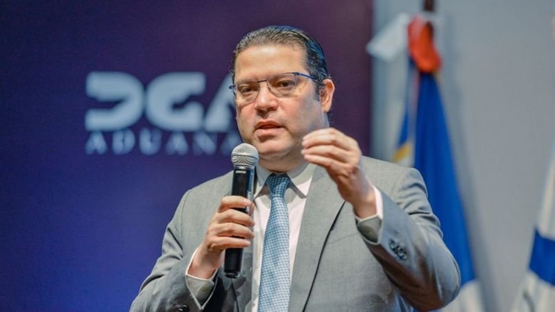 Eduardo Sanz Lovatón reafirma respaldo al presidente Abinader y destaca importancia de su liderazgo de cara al 2028