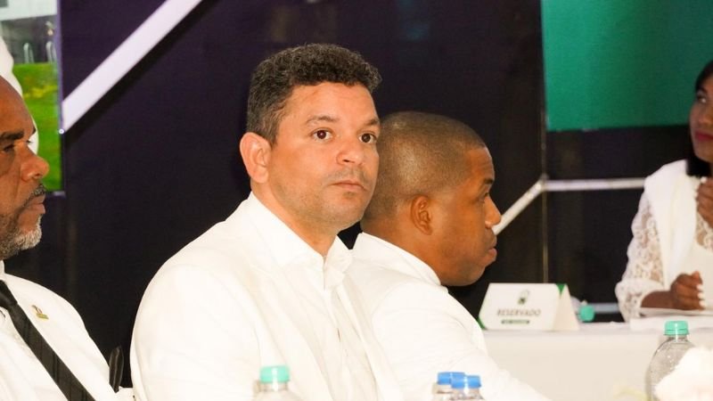 Regidor de Los Alcarrizos, Rafael Hernández (Leñita), sufre atentado a tiros durante reunión de trabajo