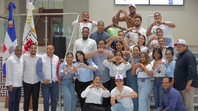Juventud de Carolina Mejía fortalece vínculos en la región Cibao