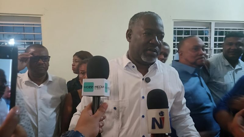 Juan José Javier “Curruco” lanza candidatura a secretario general del PRM en Santo Domingo Este