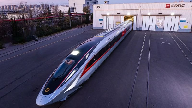 China inicia pruebas dinámicas del nuevo tren de alta velocidad CR450, capaz de alcanzar los 400 km/h