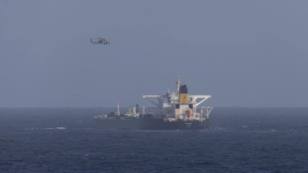 EE.UU. intercepta 3 petroleros, uno de ellos con bandera rusa