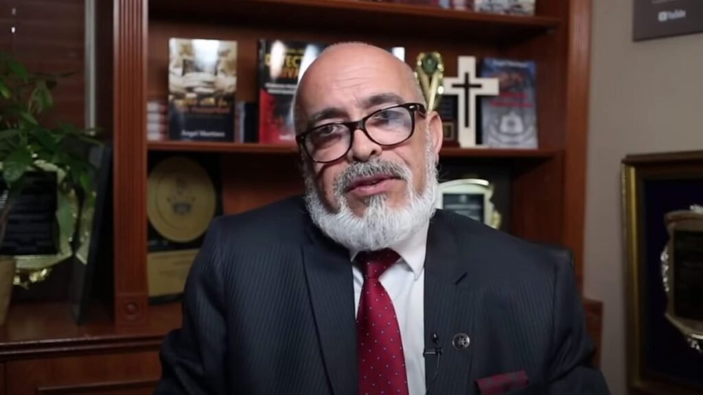 Ángel Martínez pide disculpas públicas a Abinader tras admitir que difundió informaciones falsas