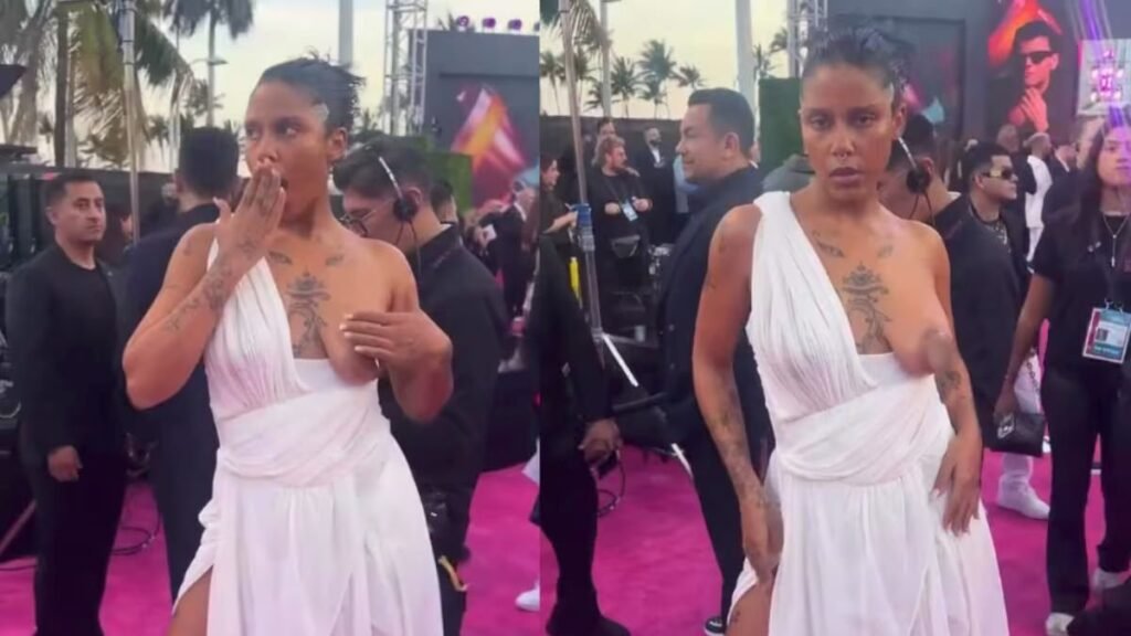 Tokischa desata críticas en Premio Lo Nuestro por vestuario considerado inapropiado